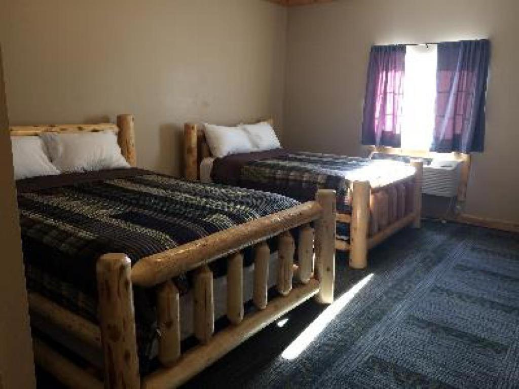 Big Horse Inn And Suites Lewistown Kültér fotó